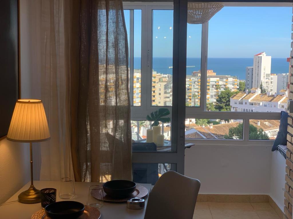Amanecer En El Mar Apartment เบนัลมาเดนา ห้อง รูปภาพ