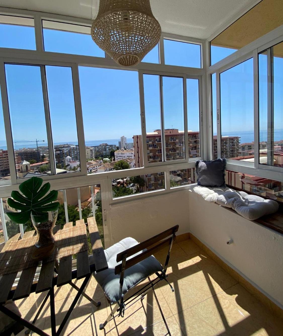 Amanecer En El Mar Apartment เบนัลมาเดนา ภายนอก รูปภาพ