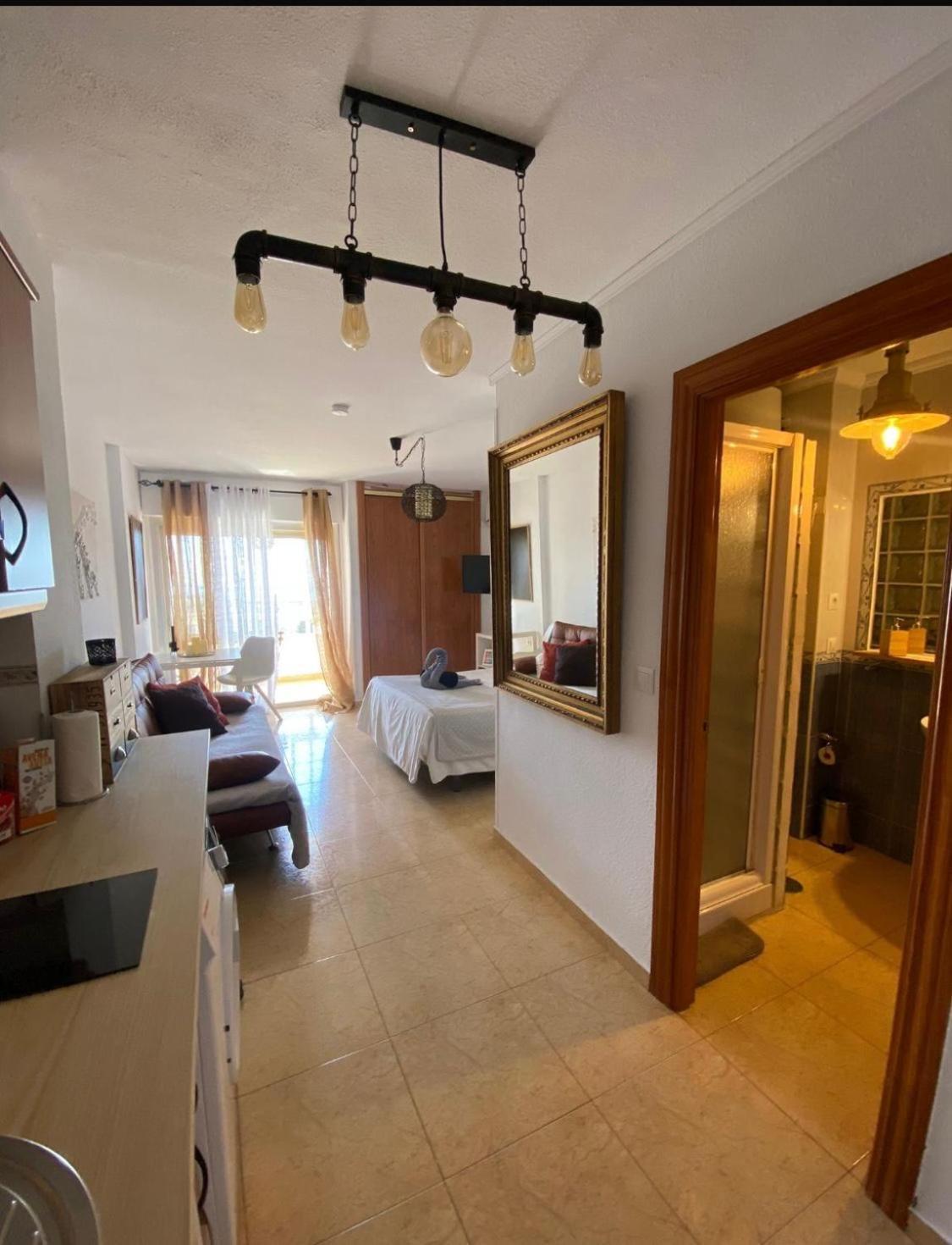 Amanecer En El Mar Apartment เบนัลมาเดนา ภายนอก รูปภาพ